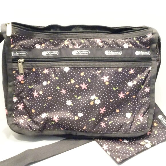 Vtg LeSportSac Black Deluxe Everyday Expandable Crossbody Purse Fruity Petals - Picture 4 of 5